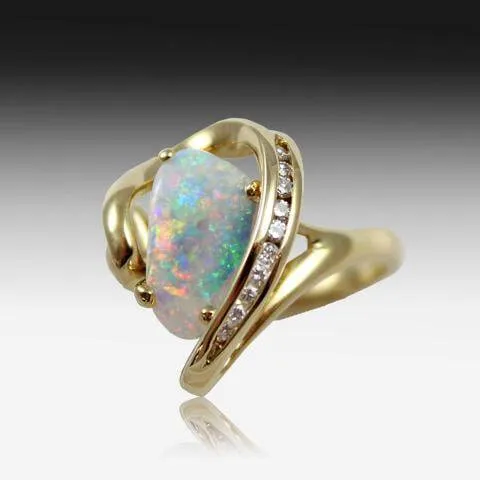 18kt Yellow Gold Opal and Diamond ring