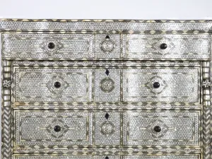 19th C serpentine fronted Damascus mother of pearl & bone inlaid chest of drawers