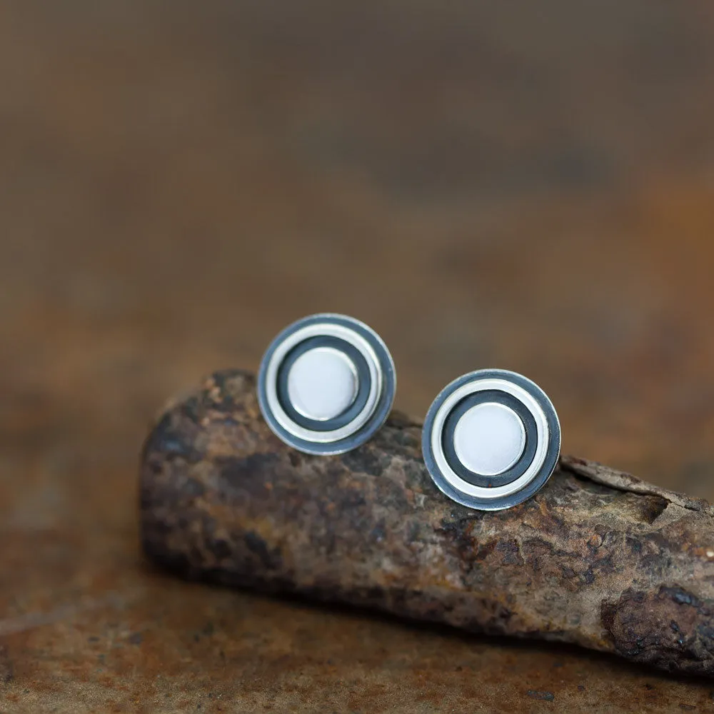 9.5mm Silver Bullseye Stud Earrings, Unisex