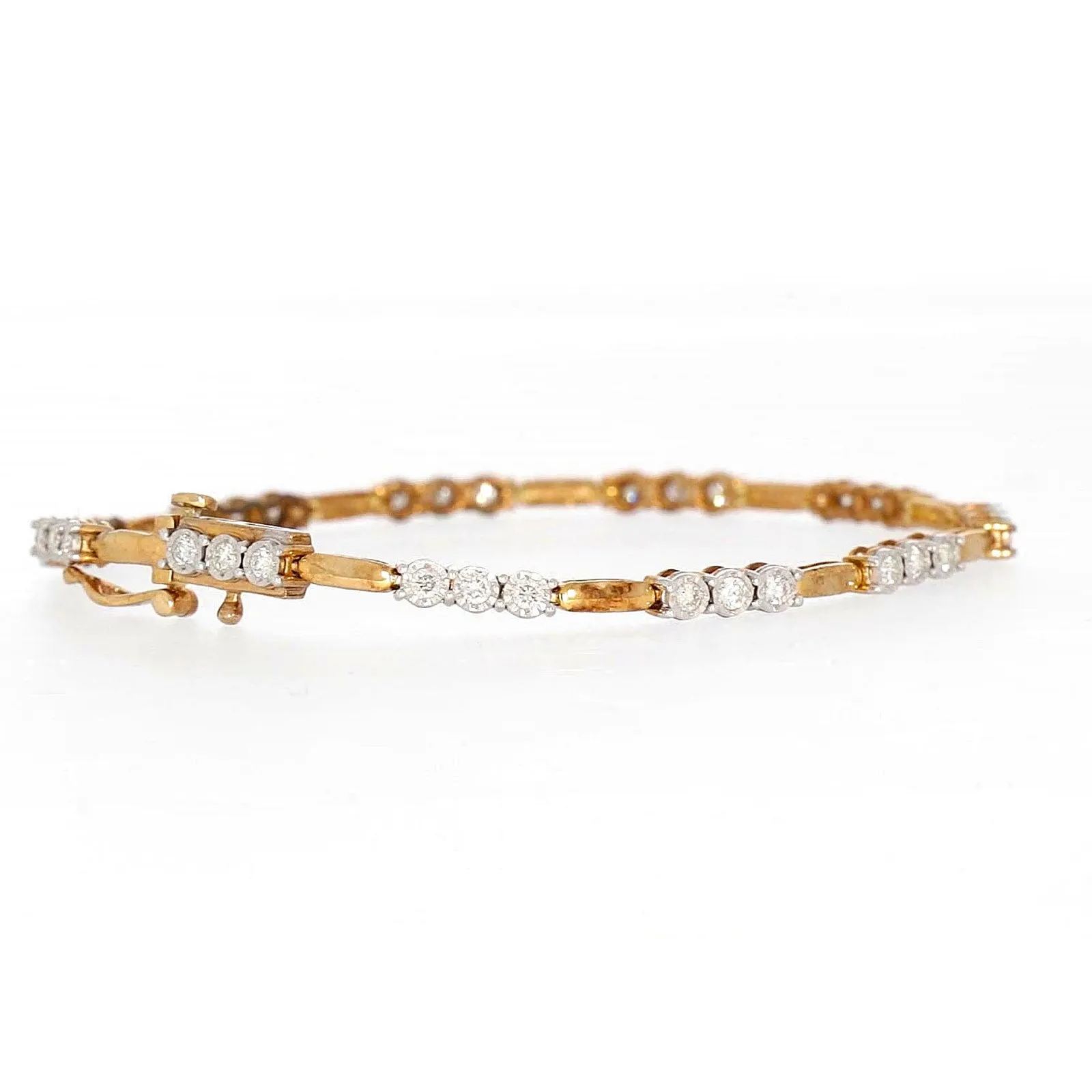 9ct Yellow Gold Round Brilliant Cut with 1 CARAT tw of Diamonds Bracelet