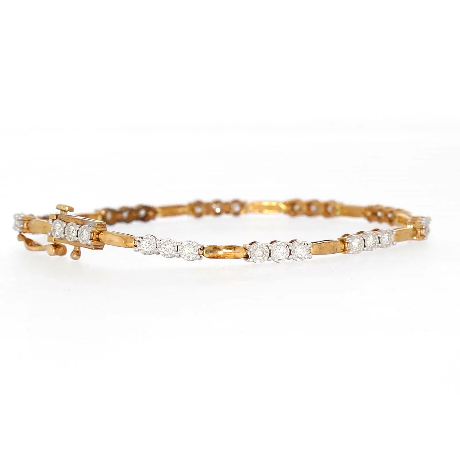 9ct Yellow Gold Round Brilliant Cut with 1 CARAT tw of Diamonds Bracelet