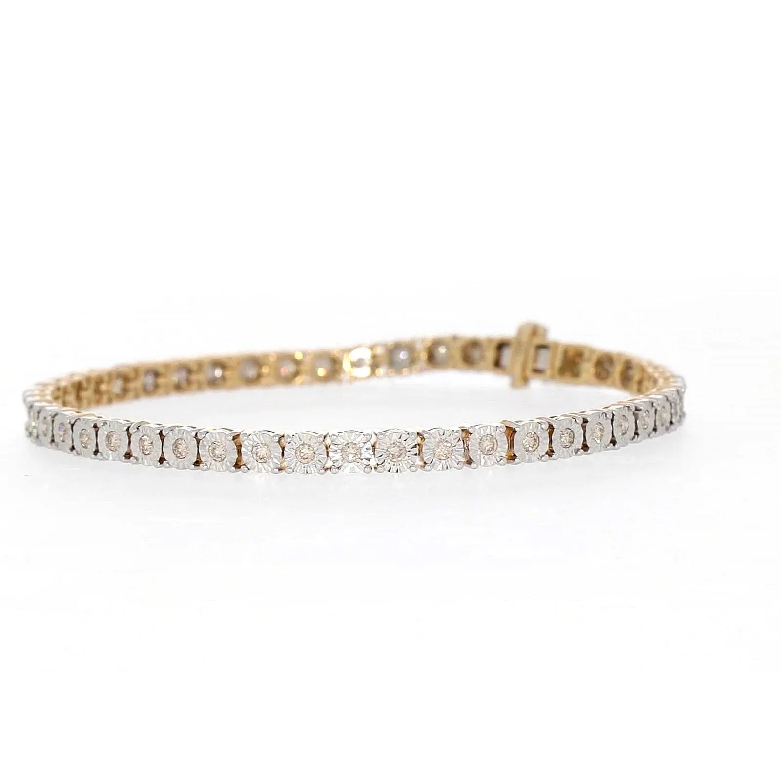 9ct Yellow Gold Round Brilliant Cut with 1 CARAT tw of Diamonds Tennis Bracelet