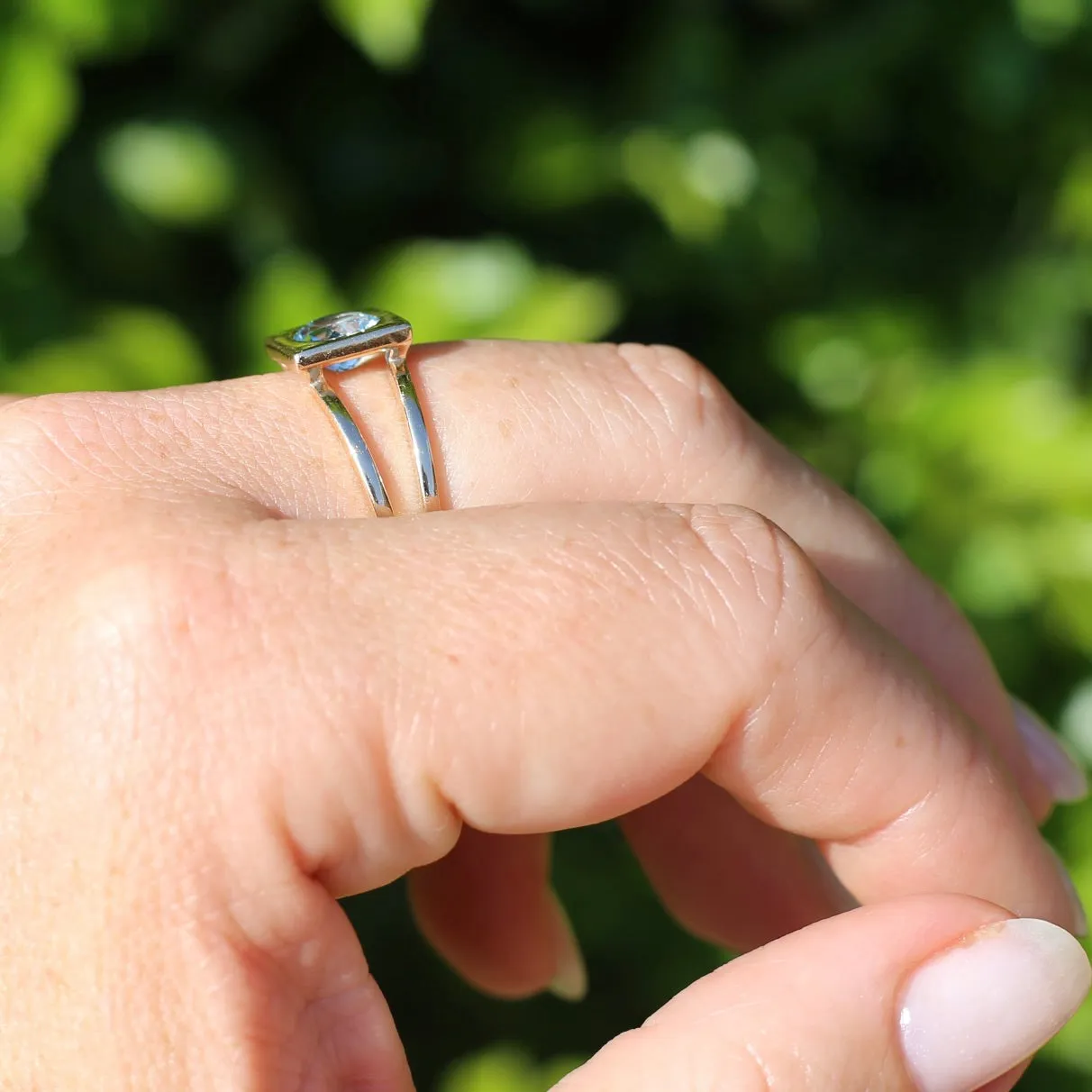 Bezel Set Square Face Blue Zircon Ring on Split Band, 9ct Yellow Gold, fits like size R or 8.5