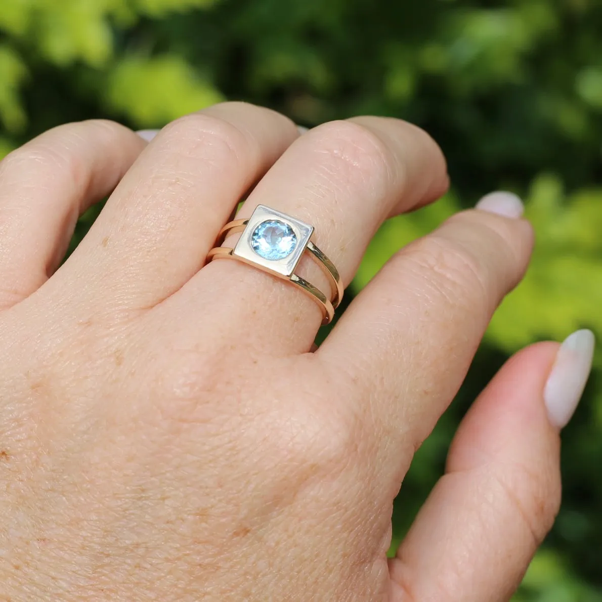 Bezel Set Square Face Blue Zircon Ring on Split Band, 9ct Yellow Gold, fits like size R or 8.5