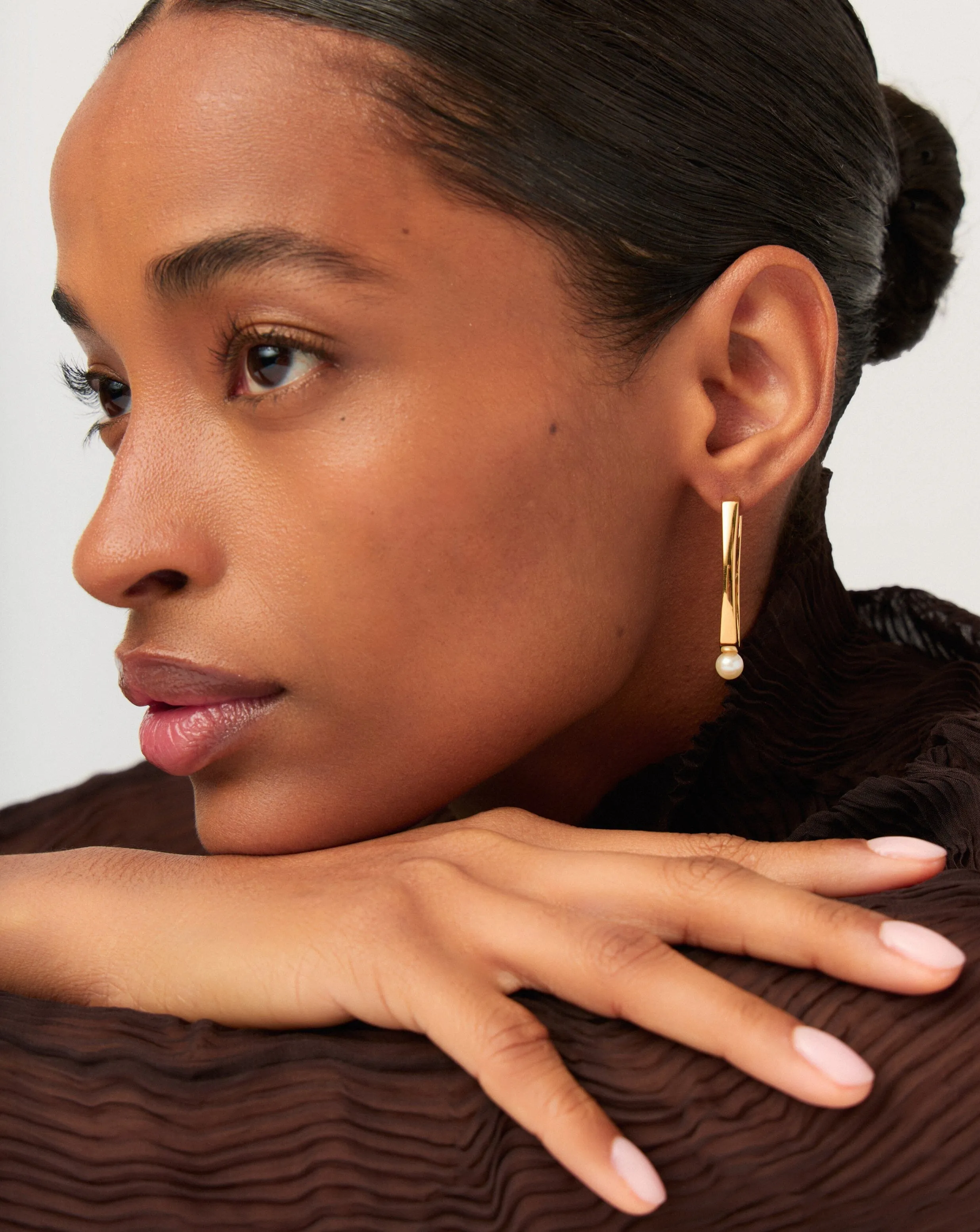 Button Pearl Ovate Hoop Earrings | 18ct Gold Plated/Pearl