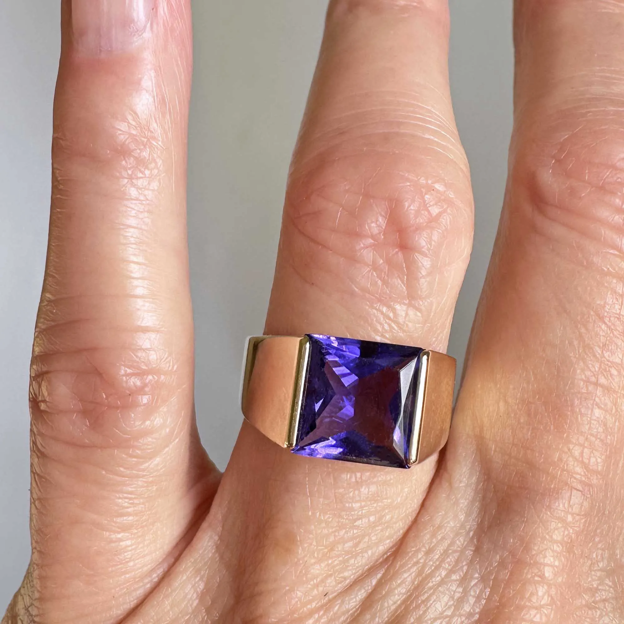 Classic 14K Gold Amethyst Signet Ring