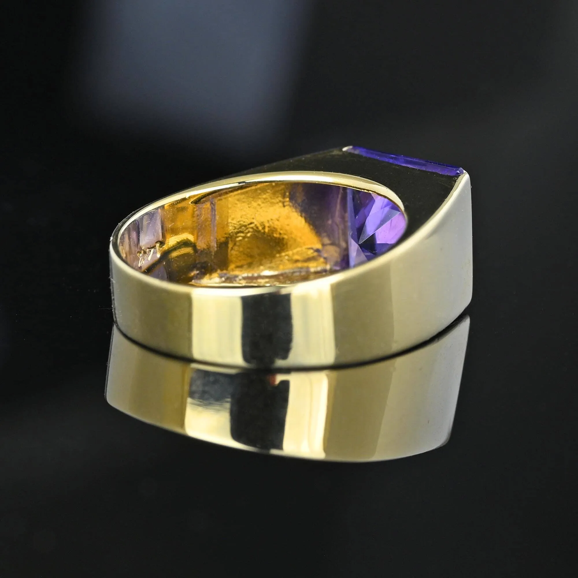 Classic 14K Gold Amethyst Signet Ring