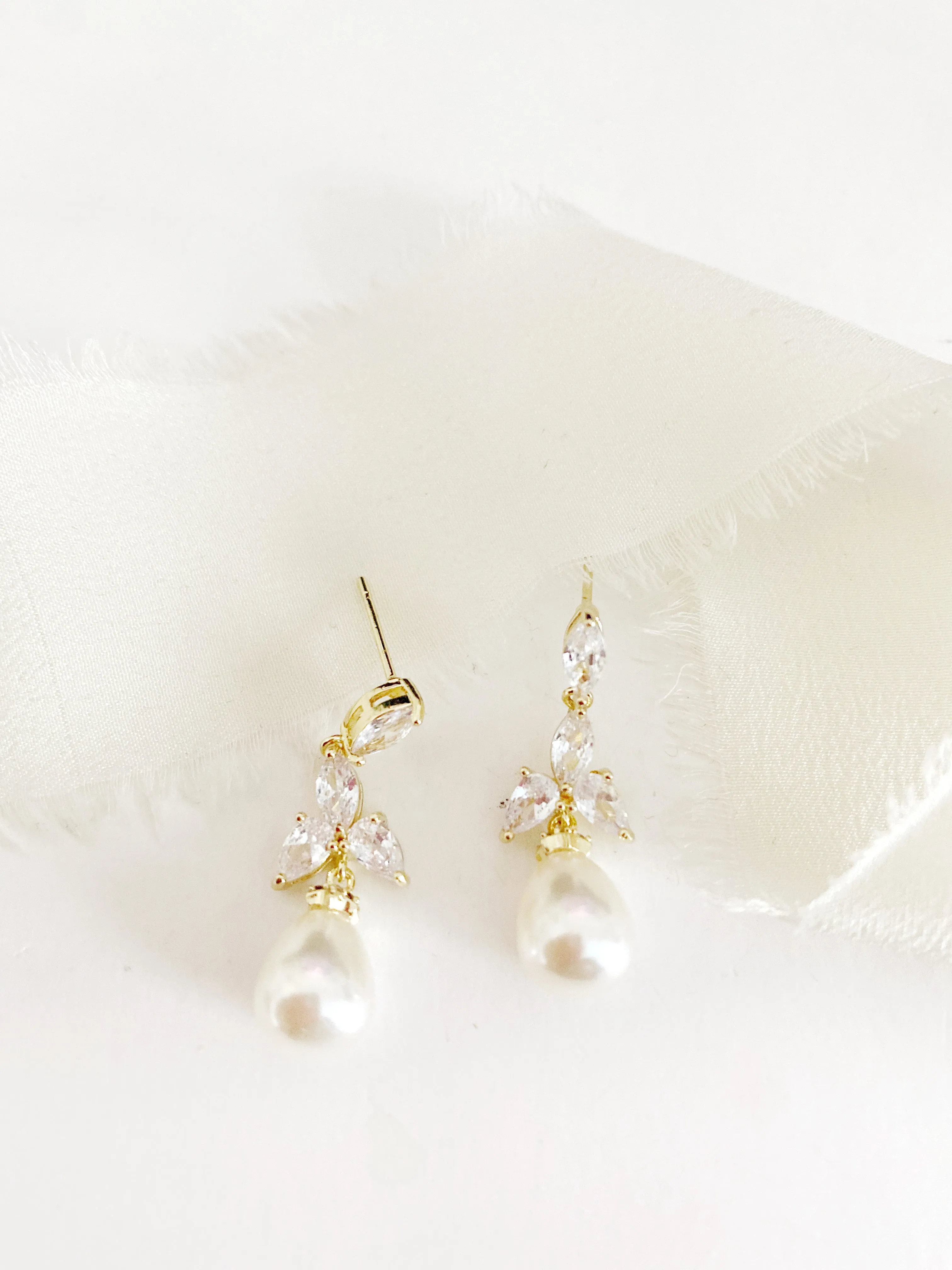 Diedra Pearl Drop Earrings