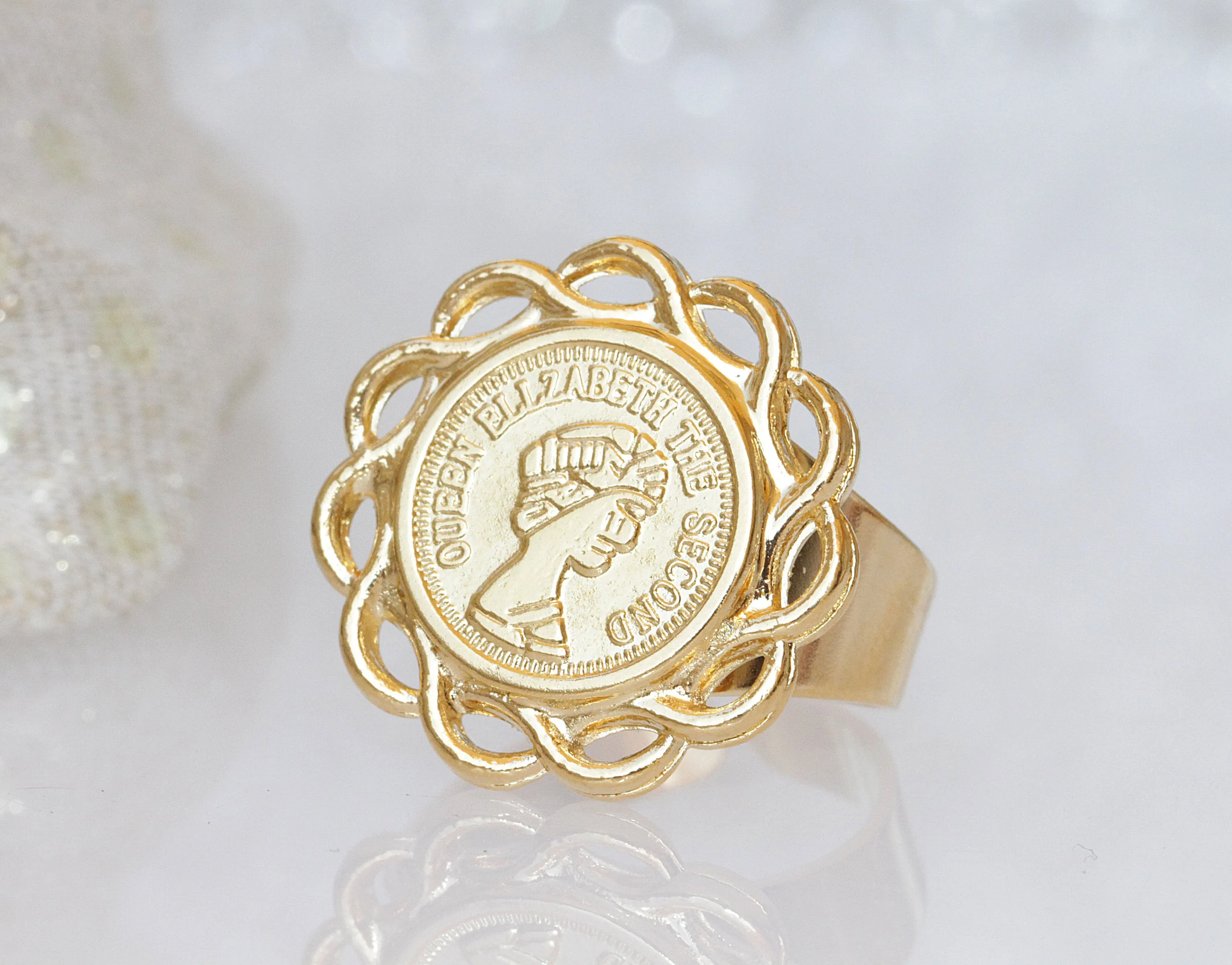 ELIZABETH SECOND COIN Ring