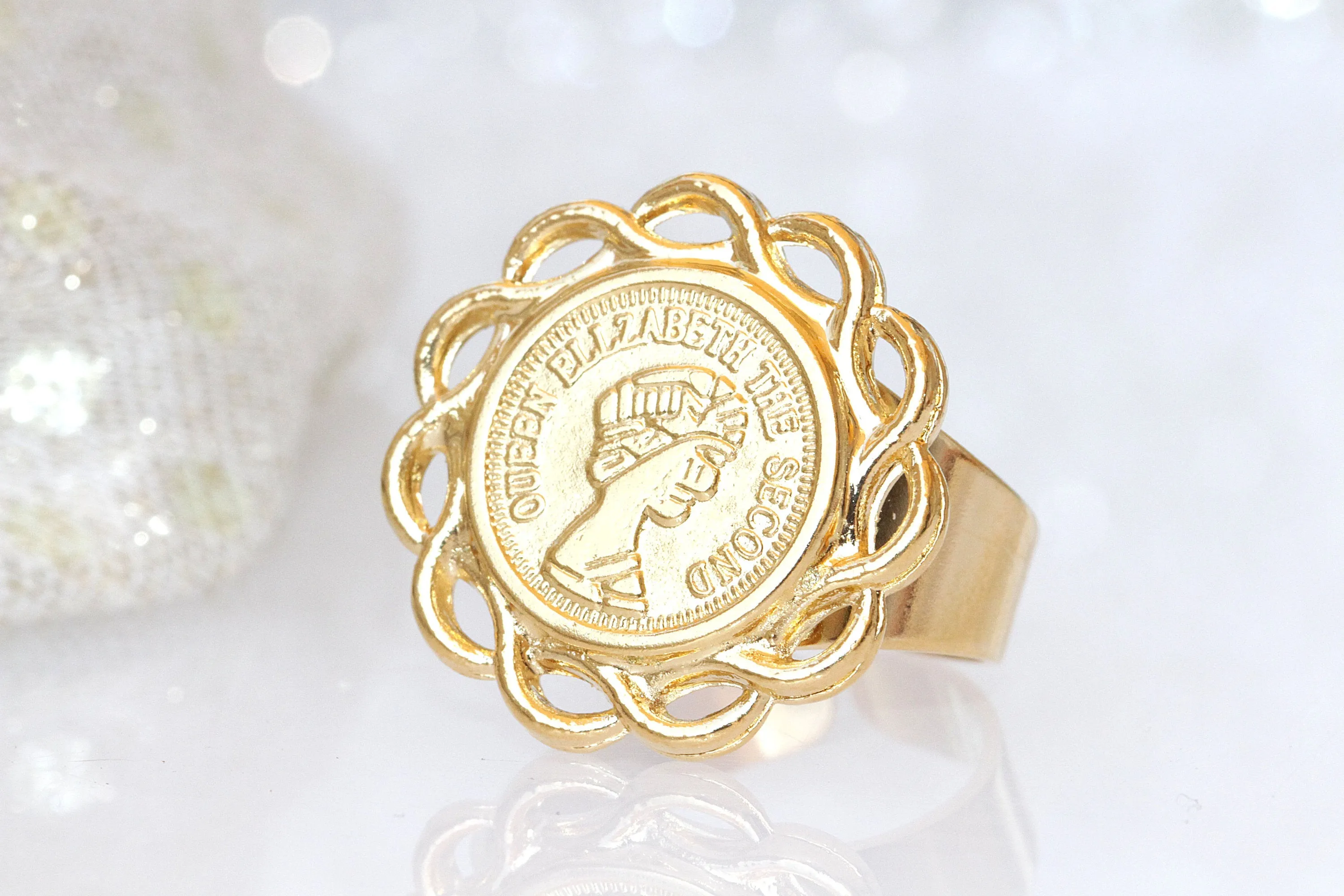 ELIZABETH SECOND COIN Ring