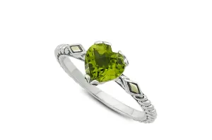 Glow Heart Ring- Peridot