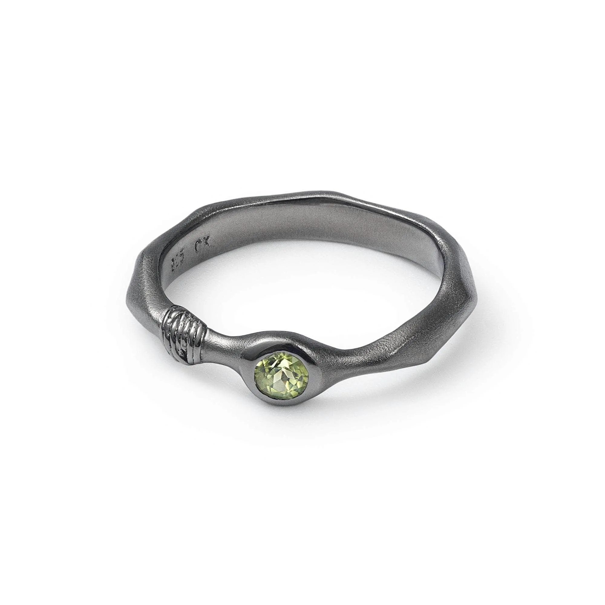 Grone Peridot Ring