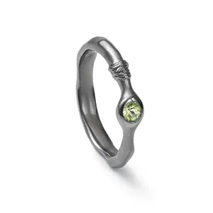 Grone Peridot Ring