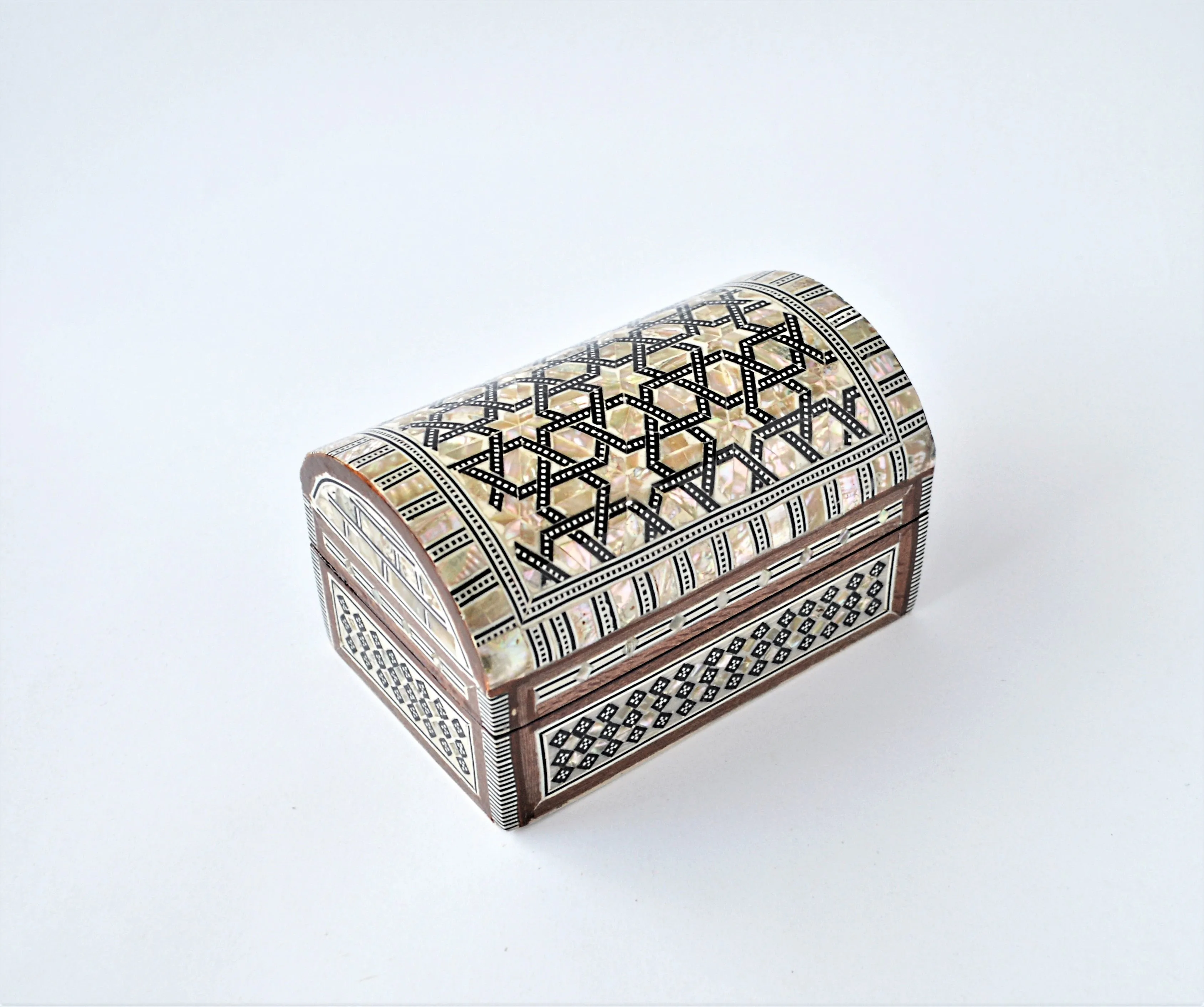 Inlaid mother of pearl jewelry wooden box