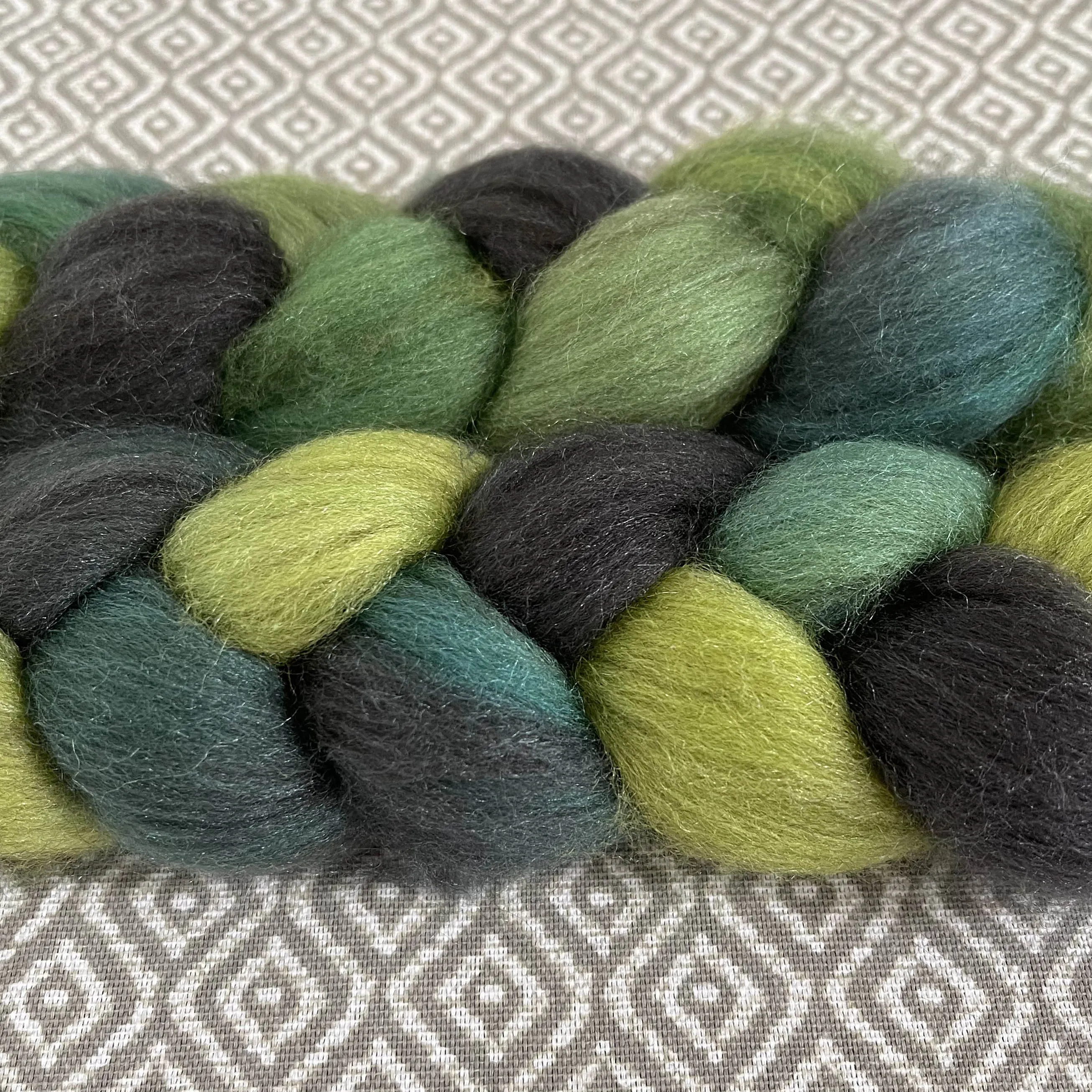 Merino Yak Silk Roving - Peridot