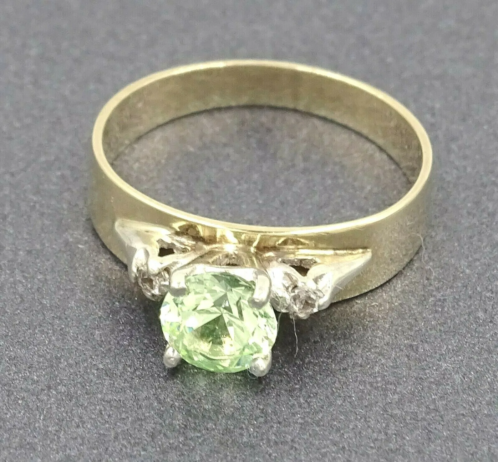 Peridot & Diamond 9ct Yellow & White Gold Ring