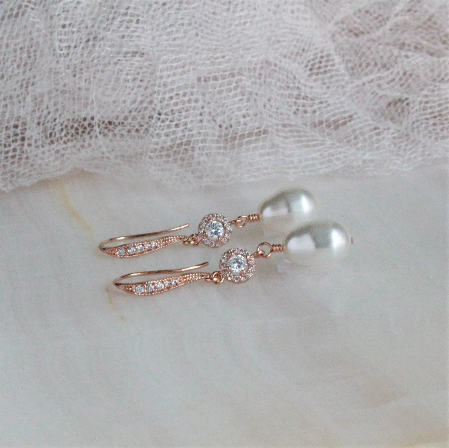 Rose Gold Pear Pearl Dangle Earrings