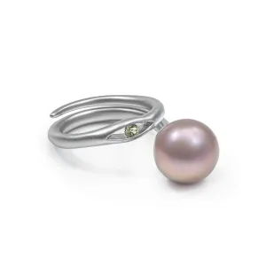 Roxe Purple Pearl and Peridot Ring (White Rhodium)