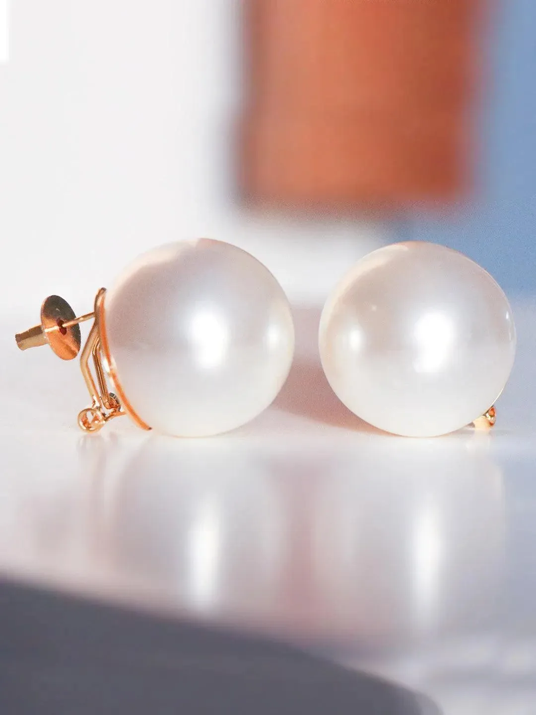 Sharvari Wagh In Big Pearl Statement Studs White