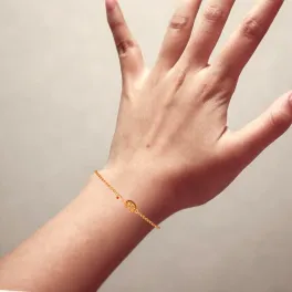 Stunning Sleek Gold Bracelet