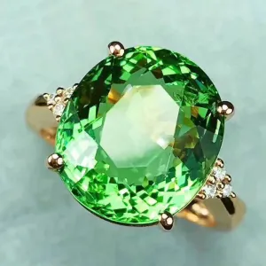 The New Peridot Ring Crystals Are Full Of Fire